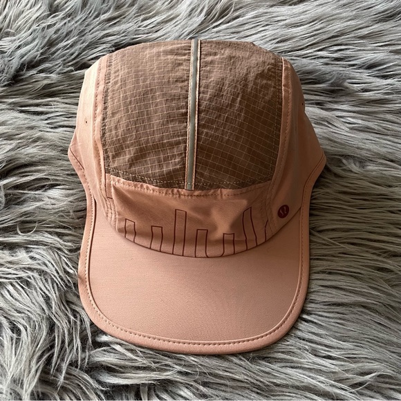 LULULEMON ATHLETICA drawcord hiking cap - Picture 5 of 10